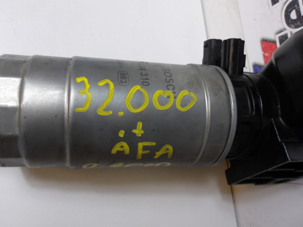 [GYÁRI HASZNÁLT]  Jeep Libeerty 2.8 CRD 2006 Üzemanyag PUMPA / Szürő  2. kép